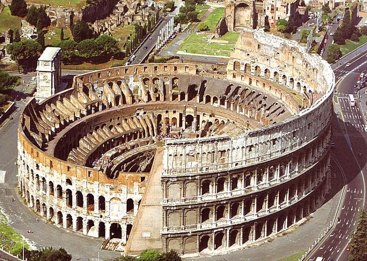 Древний памятник архитектуры Рима